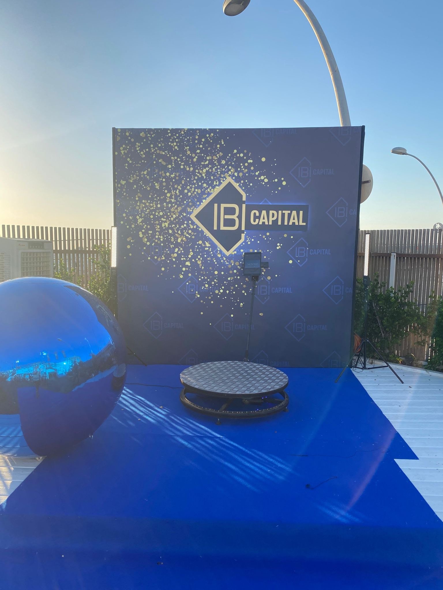 עמדות צילום לאירועים